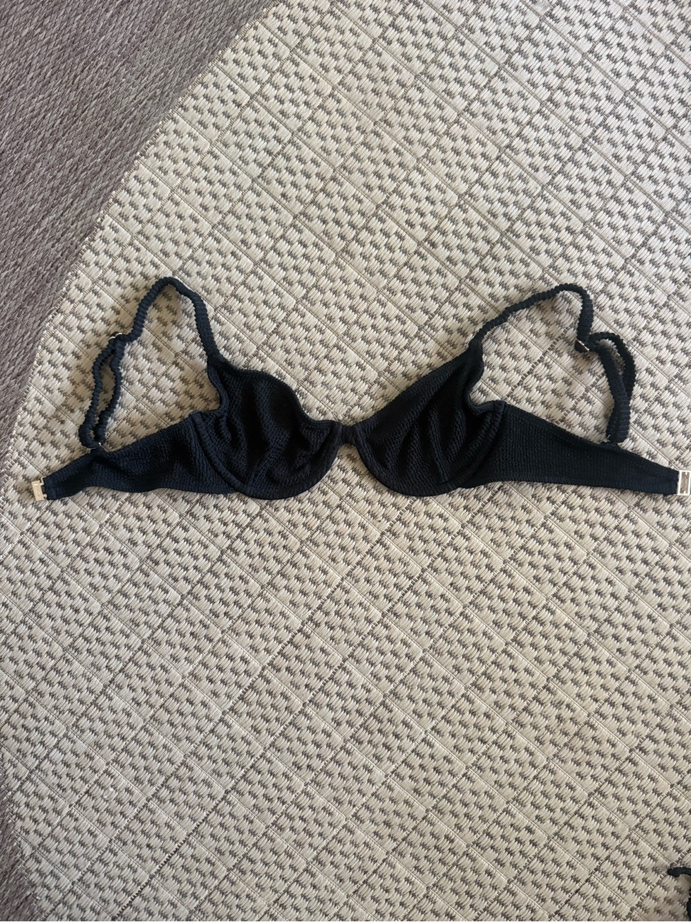Skatie Black Ribbed Underwire Bikini Top - Black